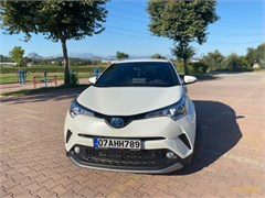 Sahibinden Toyota C-HR 1.8 Hybrid Diamond 2018 Model Antalya