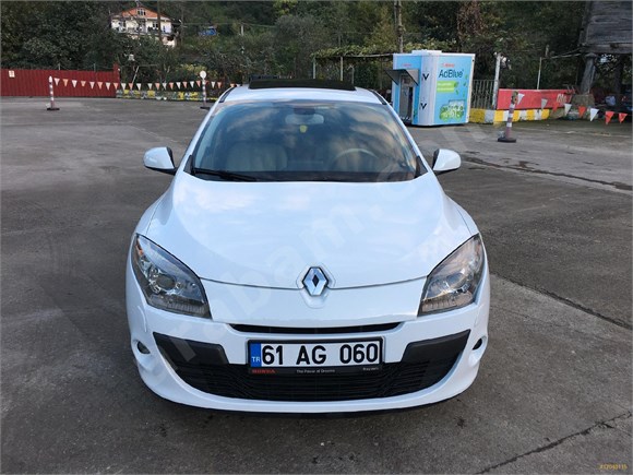 SAHİBİNDEN 1,6 PRİVİLAJ OTOMATİK SANRUF MEGANE