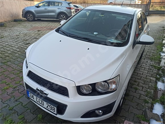 Radyonun jelatini üzerinde Chevrolet Aveo 1.3 D LTZ 2012 Model