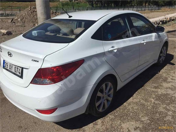 Sahibinden Hyundai Accent Blue 1.6 CRDI Mode Plus 2015 Model