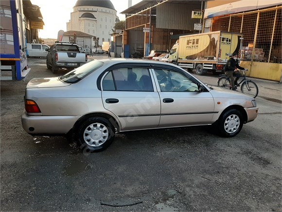 Sahibinden Toyota Corolla 1.3 L 1996 Model