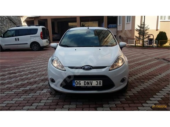 Memurdan değişensiz Ford Fiesta 1.4 TDCi Titanium X 2012 Model