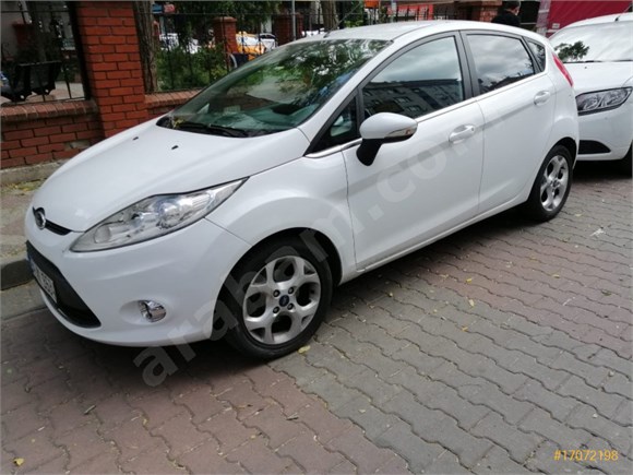 Sahibinden Ford Fiesta 1.4 TDCi Titanium 2011 Model