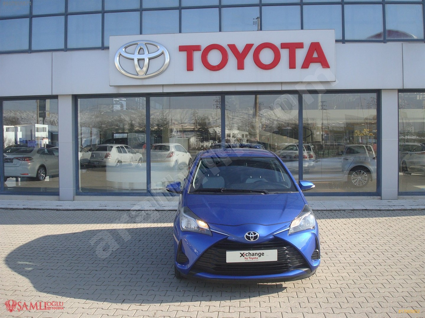 galeriden toyota yaris 1 5 fun special 2017 model corum 18 800 km mavi 17085852 arabam com