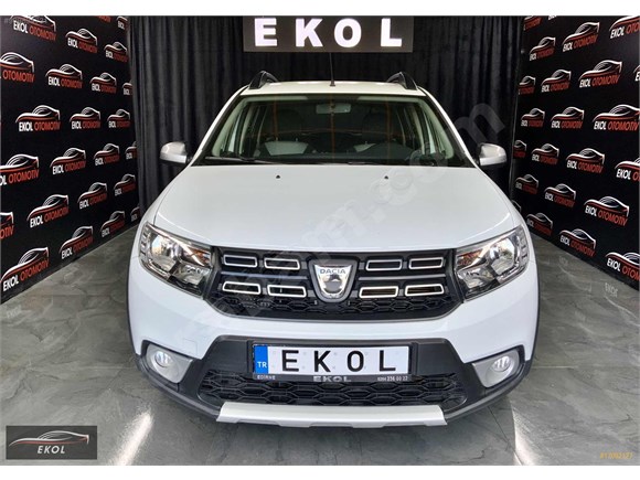 BOYASIZ 2017 DACIA SANDERO STEPWAY 1.5 dCİ 36.000 KM EKOLDE