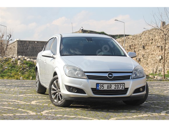 Sahibinden Opel Astra 1.6 Enjoy 111.Yıl 2011 Model