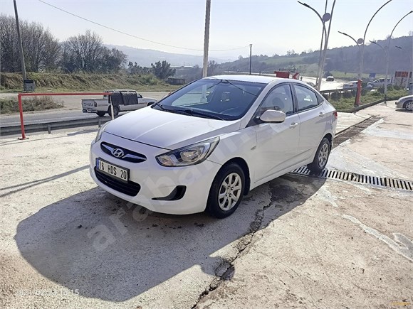 Sahibinden Hyundai Accent Blue 1.6 CRDI Biz 2012 Model