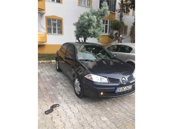 Sahibinden Renault Megane 1.5 dCi Privilege 2009 Model 233.000 km Yeşil (metalik)