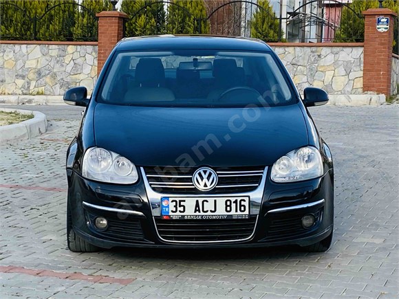 ŞENLİKDEN 1.6 FSI JETTA