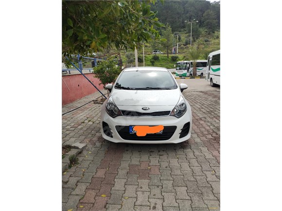 Sahibinden Kia Rio 1.25 CVVT Comfort 2016 Model(TAKASA UYGUN)