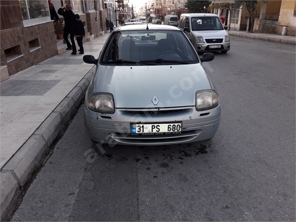 Satıyorum Sahibinden Renault Clio 1.4 RNA 2000 Model