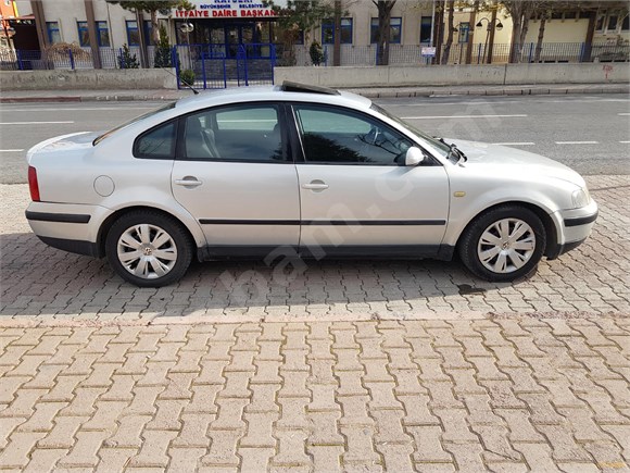 SANRUFLU TAKAS OLUR Passat 1.9 TDi 1999 Model