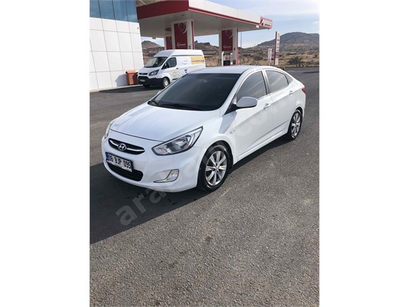 Sahibinden Hyundai Accent Blue 1.6 CRDI Mode Plus 2014 Model