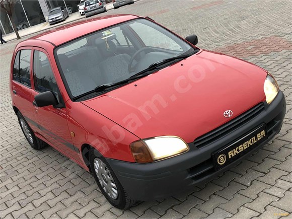 2.CI SAHİBİNDEN BOYASIZ TERTEMİZ TOYOTA STARLET 1.3