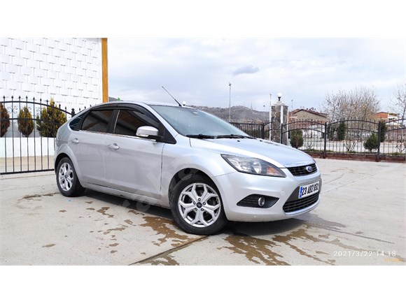 ÖĞRETMENDEN bakımlı masrafsız tertemiz Ford Focus 1.6 TDCi Titanium 2011 Model