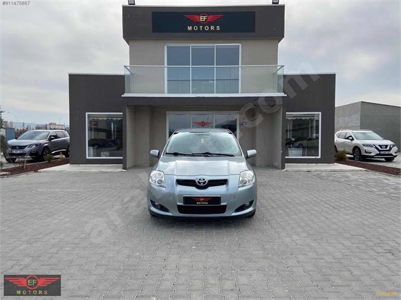 2010 MODEL DİZEL OTOMATİK AURİS ELEGANT-210.000 KM