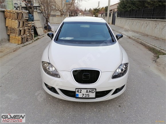 SEAT LEON 125HP 6 İLERİ+HIZ SABİLTEME+DUBLE EKRAN+BAKIMLARI YENİ