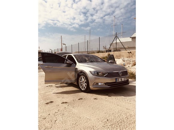 Sahibinden Volkswagen Passat 1.6 TDi BlueMotion Comfortline 2015 Model