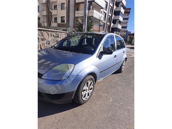 HASAR KAYITSIZ Sahibinden Ford Fiesta 1.4 TDCi Comfort 2005 Model