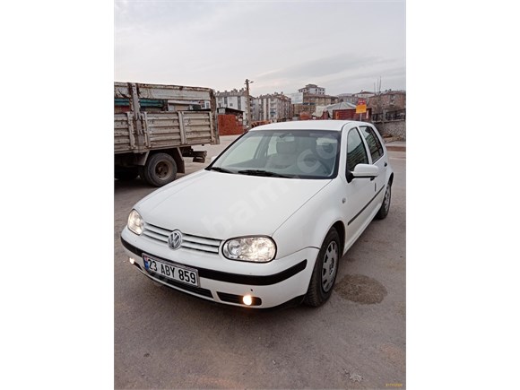 Sahibinden Volkswagen Golf 1.6 Trendline 2000 Model