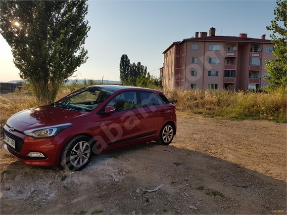 Sahibinden Hyundai i20 1.2 MPI Elite Blue 2015 Model