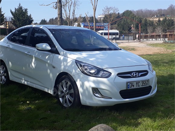 Sahibinden Hyundai Accent Blue 1.6 CRDI Mode Plus 2013 Model İstanbul