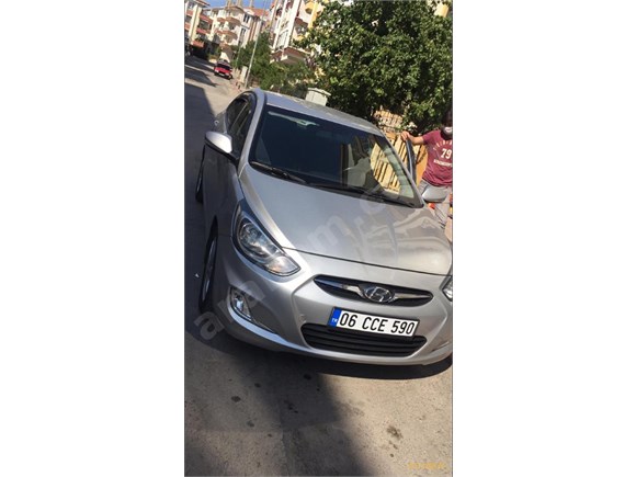 Sahibinden Hyundai Accent Blue 1.4 CVVT Mode 2012 Model