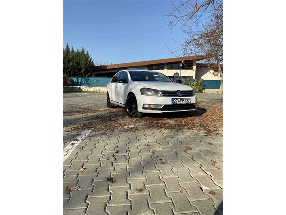 Sahibinden Volkswagen Passat 1.4 TSi BlueMotion Trendline 2012 Model