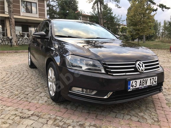 Sahibinden Volkswagen Passat 1.6 TDi BlueMotion Trendline 2011 Model DEĞİŞENSİZ BOYASIZ