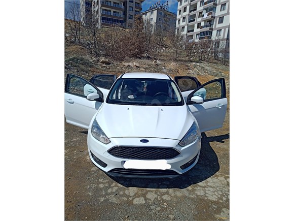 Sahibinden Ford Focus 1.6 TDCi Trend X 2015 Model