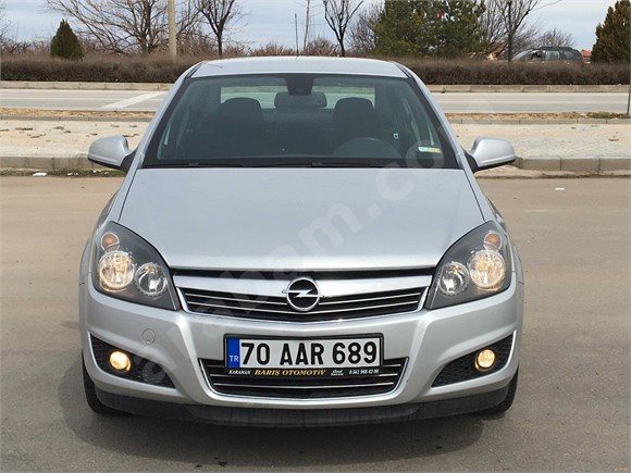 Galeriden Opel Astra 1.6 Enjoy 111.Yıl 2011 Model Karaman