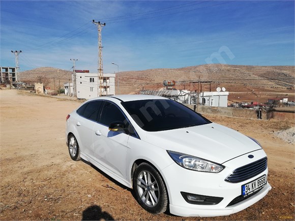 SAHİBİNDEN 2015 FOCUS 1.6 TDCi Trend X BEYAZ 162 000 Km BAKIMLI