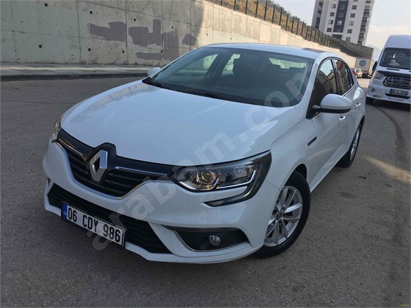 HATASIZ, DEĞİŞEN YOK , BOYA YOK , TRAMER YOK , 2019 OTOMATİK MEGANE 1.5 BLUE DCI TOUCH 29.600 km