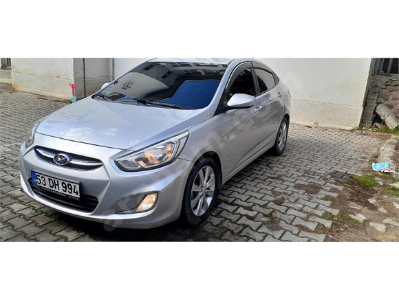 Sahibinden Hyundai Accent Blue 1.6 CRDI Mode Plus 2014 Model