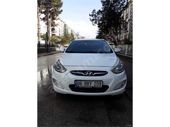 Sahibinden Hyundai Accent Blue 1.6 CRDI Mode Plus 2013 Model