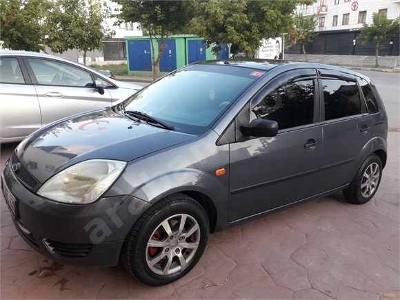 Sahibinden Ford Fiesta 1.4 Comfort 2005 Model