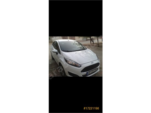 ilk Sahibinden kazasız boyasız sadece 30000 km ford fiesta 1.25 Trend X 2016 Model