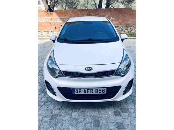 Sahibinden Kia Rio 1.4 CRDi Comfort 2015 Model