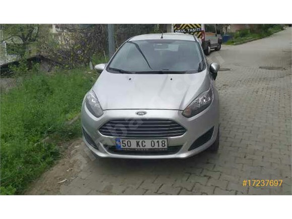 2015 model 29.000 de ford fiestal