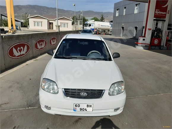 takasa acik Hyundai Accent 1.3 Admire 2005 Model