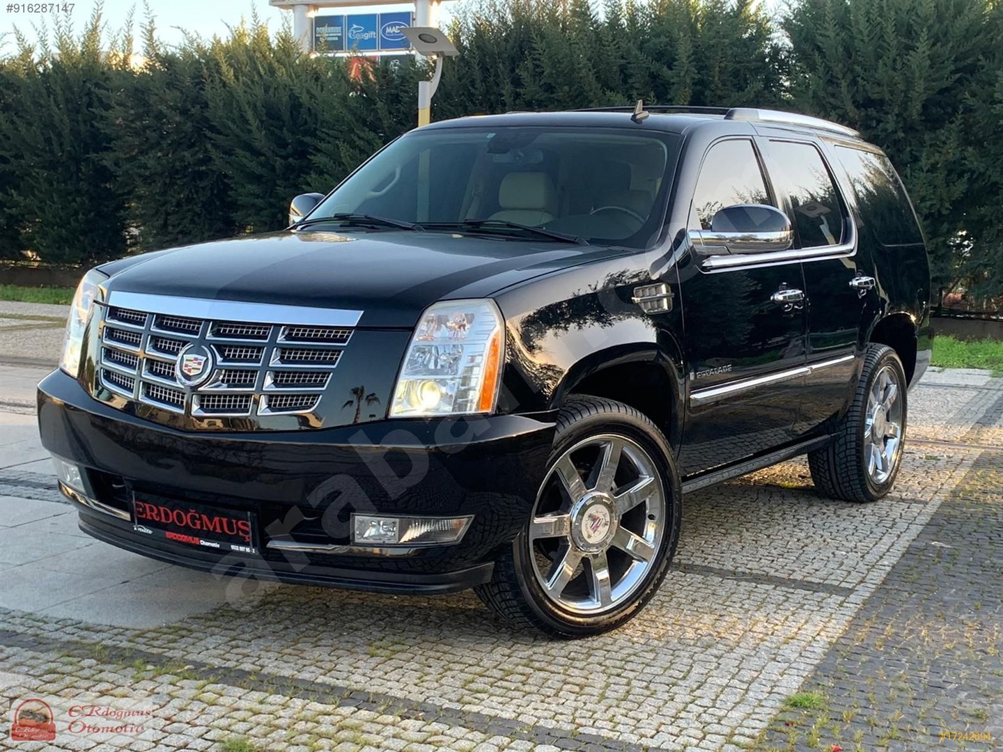 galeriden cadillac escalade 6 2 v8 2008 model antalya 175 000 km siyah 17242694 arabam com