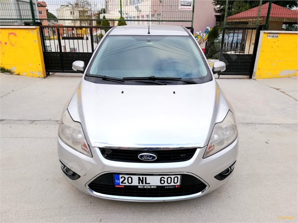 VFK DAN FORD FOCUS 1.6 TDCİ TREND 2009 MODEL ! ! !