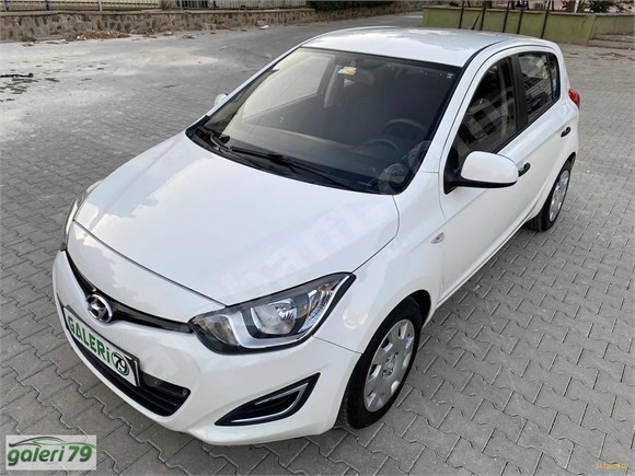 GALERİ 79 DAN 2014 HYUNDAİ İ20 BAKIMLI 83BİN KM DE