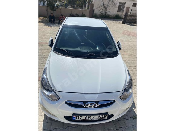 Sahibinden Hyundai Accent Blue 1.6 CRDI Biz 2012 Model