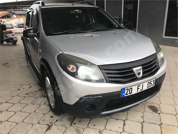 Galeriden Dacia Sandero 1.5 dCi Stepway 2012 Model Manisa