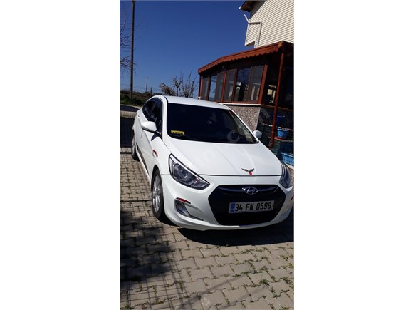 Sahibinden Hyundai Accent Blue 1.6 CRDI Mode Plus 2014 Model