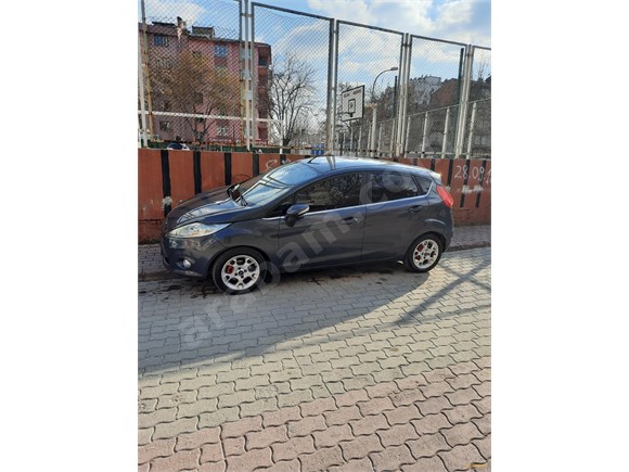 Sahibinden Ford Fiesta 1.4 TDCi Titanium X 2012 Model