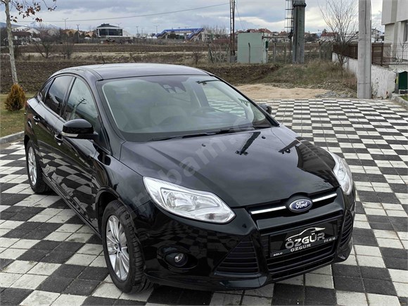 BOLU ÖZGÜRDEN 2012 FOCUS 1.6 Tİ-VCT STYLE PLUS ÖN CAM REZİS OTOMATİK PARK HATASIZ BOYASIZ