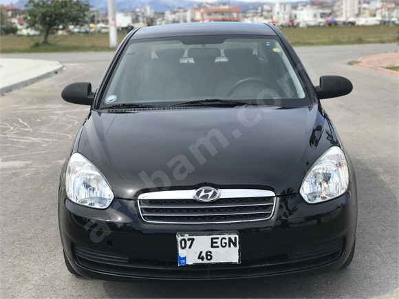 140.000Km de__HYUNDAİ ERA__1.5CRDİ-110hp__ilk sahibinde.