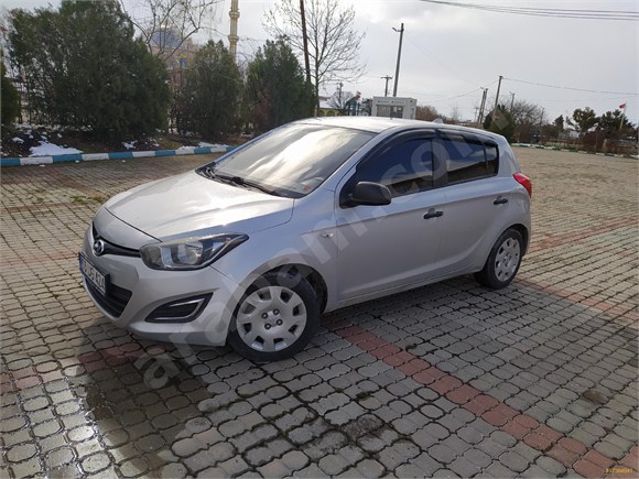 Memurdan Hyundai i20 1.4 CRDi Jump 2014 Model